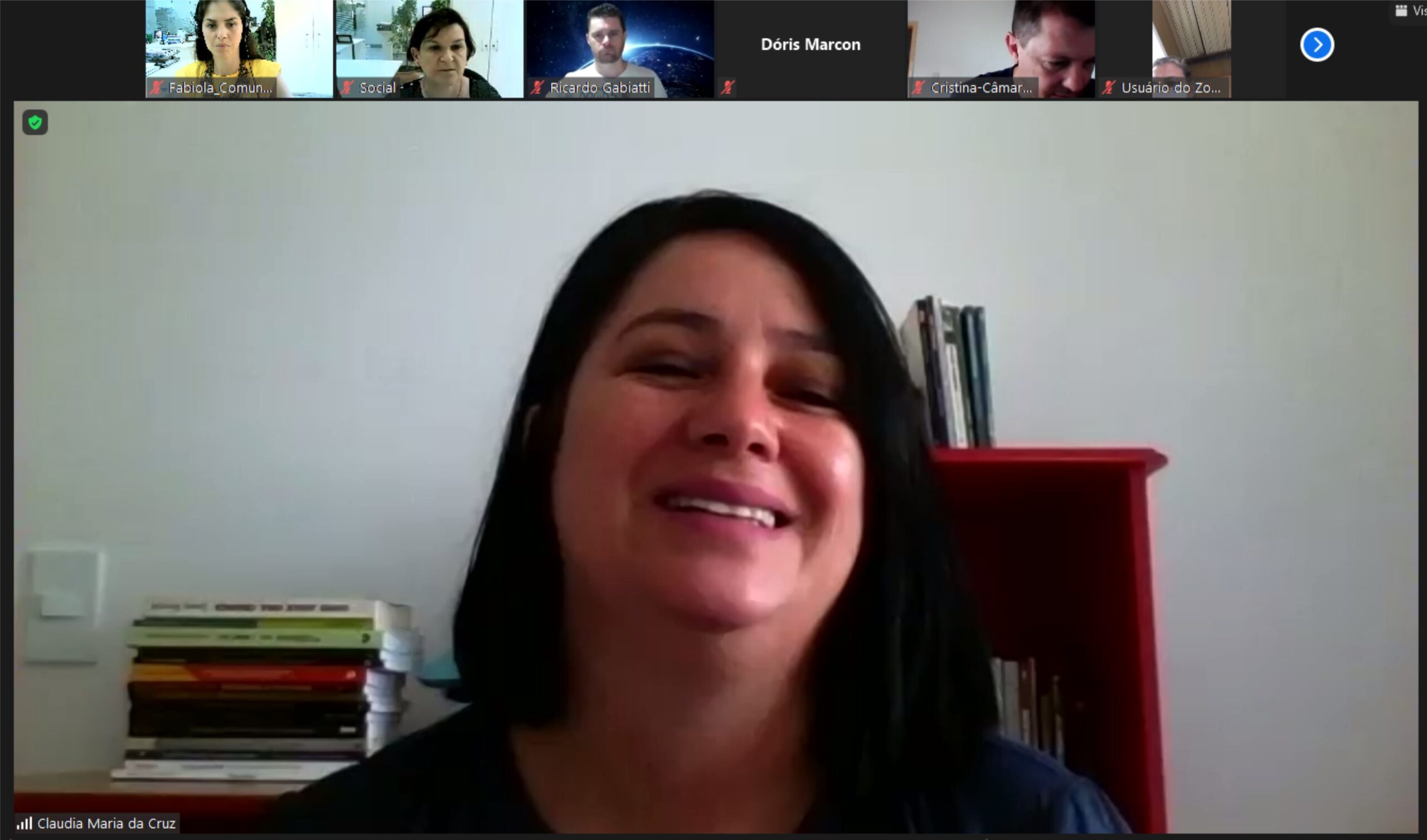 You are currently viewing Secretários de Educação, professores e equipes técnicas participam de encontros com a pedagoga Claudia Cruz