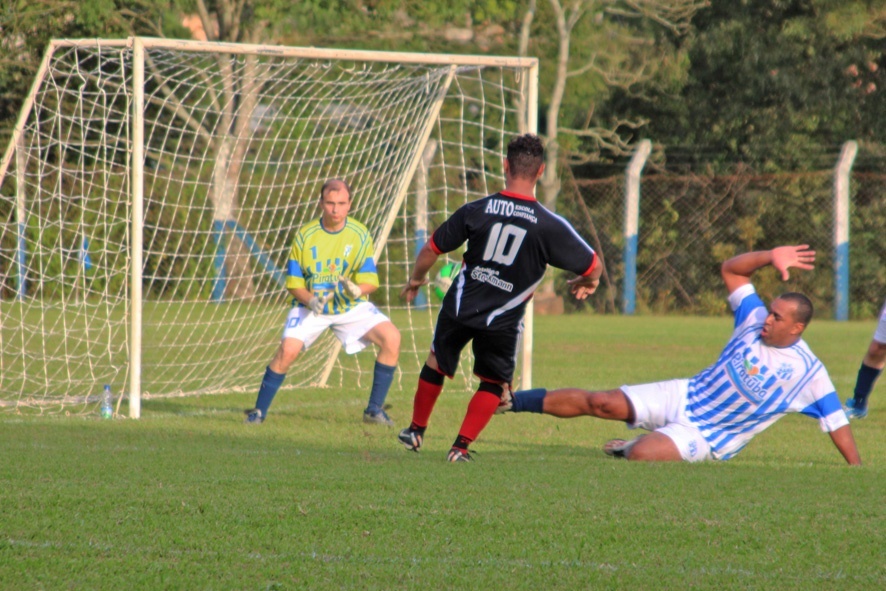 You are currently viewing Rodada com dois jogos e 12 gols na rodada do Campeonato de Futebol Sete de Piratuba