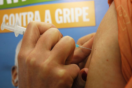 You are currently viewing Equipe se mobiliza para vacinação contra a gripe
