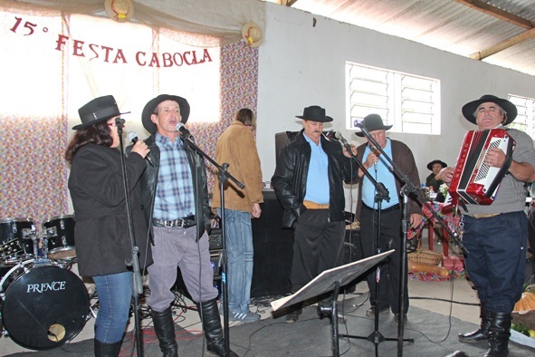 You are currently viewing Festa da Cultura Cabocla reúne grande público em Piratuba