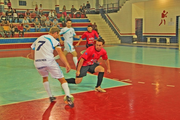 You are currently viewing Campeonato Municipal de Futsal inicia quinta-feira em Piratuba