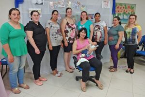 Read more about the article Gestantes e mães de Piratuba recebem orientação sobre a amamentação