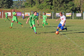 Read more about the article Quatro jogos marcam o final de semana do Municipal de Futebol de Campo