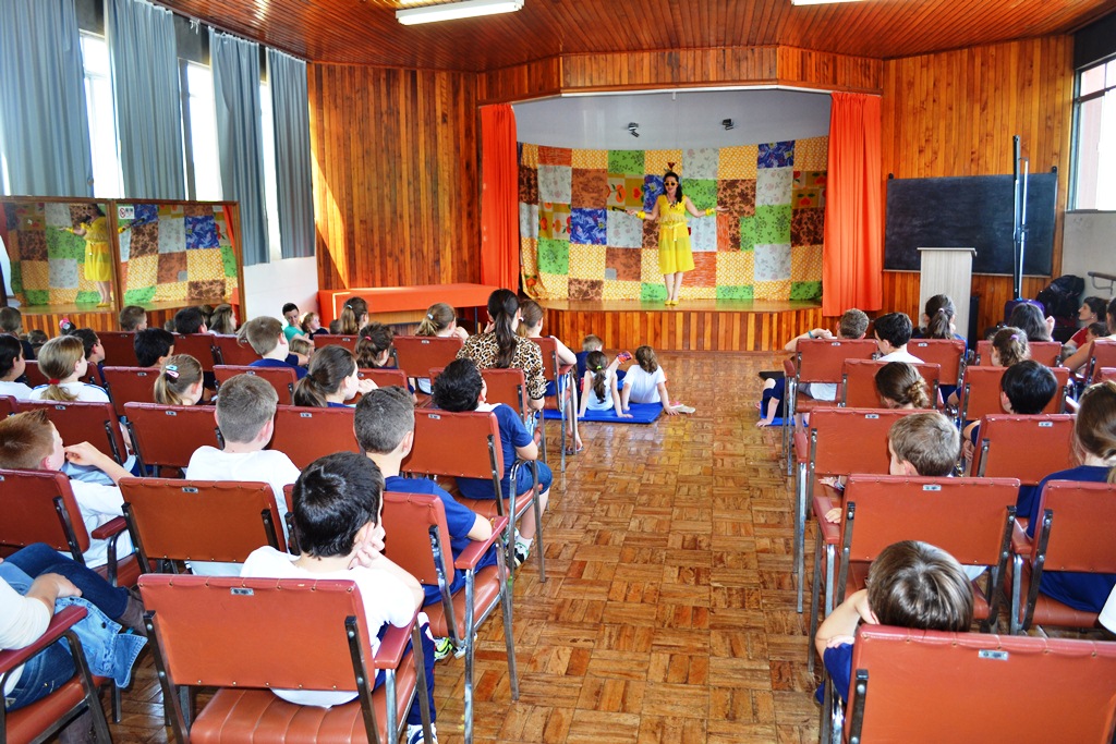 You are currently viewing Teatro aborda o trabalho infantil