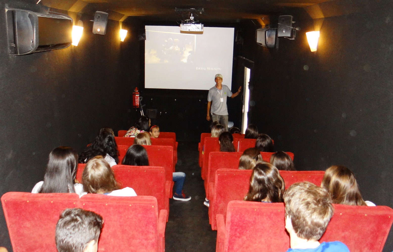 You are currently viewing Cerca de 180 estudantes vão participar das sessões do Cinemóvel em Concórdia