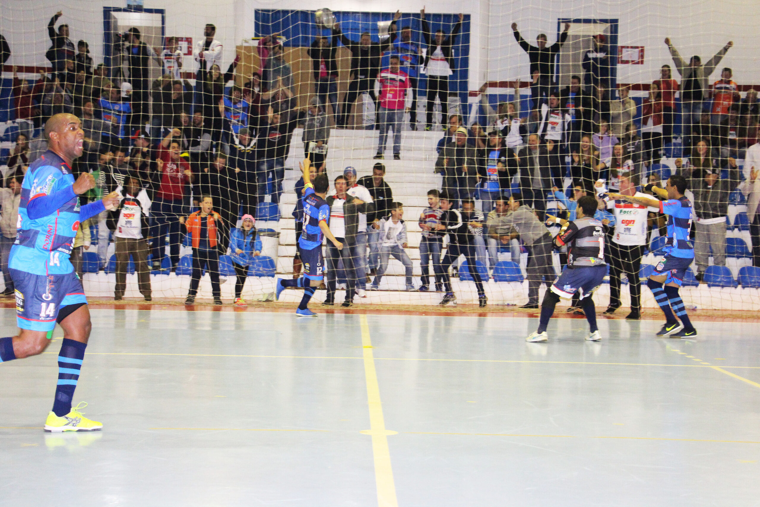 You are currently viewing Termas de Piratuba Futsal vence o líder da Liga Catarinense