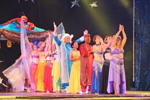 Read more about the article Festival de Dança da Terceira Idade inicia com “espetáculo das águas” e casa cheia em Piratuba