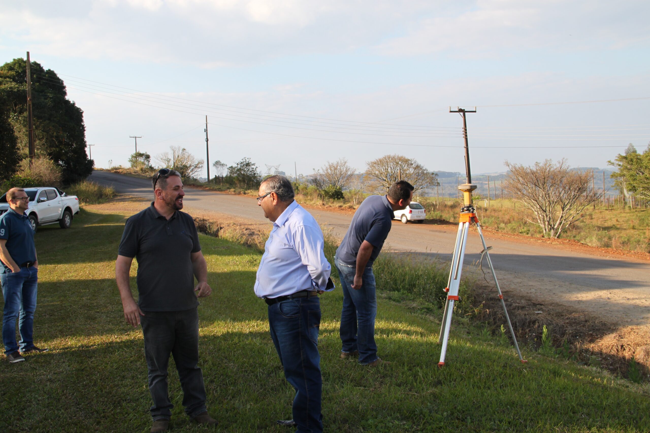 You are currently viewing Assinada ordem de serviço para elaboração do projeto para asfaltamento da rodovia que liga a SC 390 a Usina Hidrelétrica Machadinho