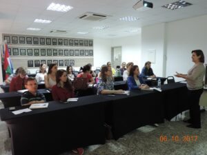Read more about the article Equipes do CRAS participam de formação