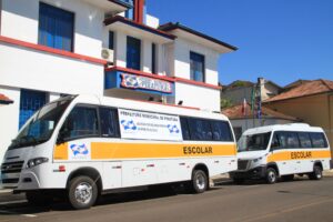 Read more about the article Prefeitura de Piratuba investe R$ 431 mil na compra de veículos para o transporte escolar