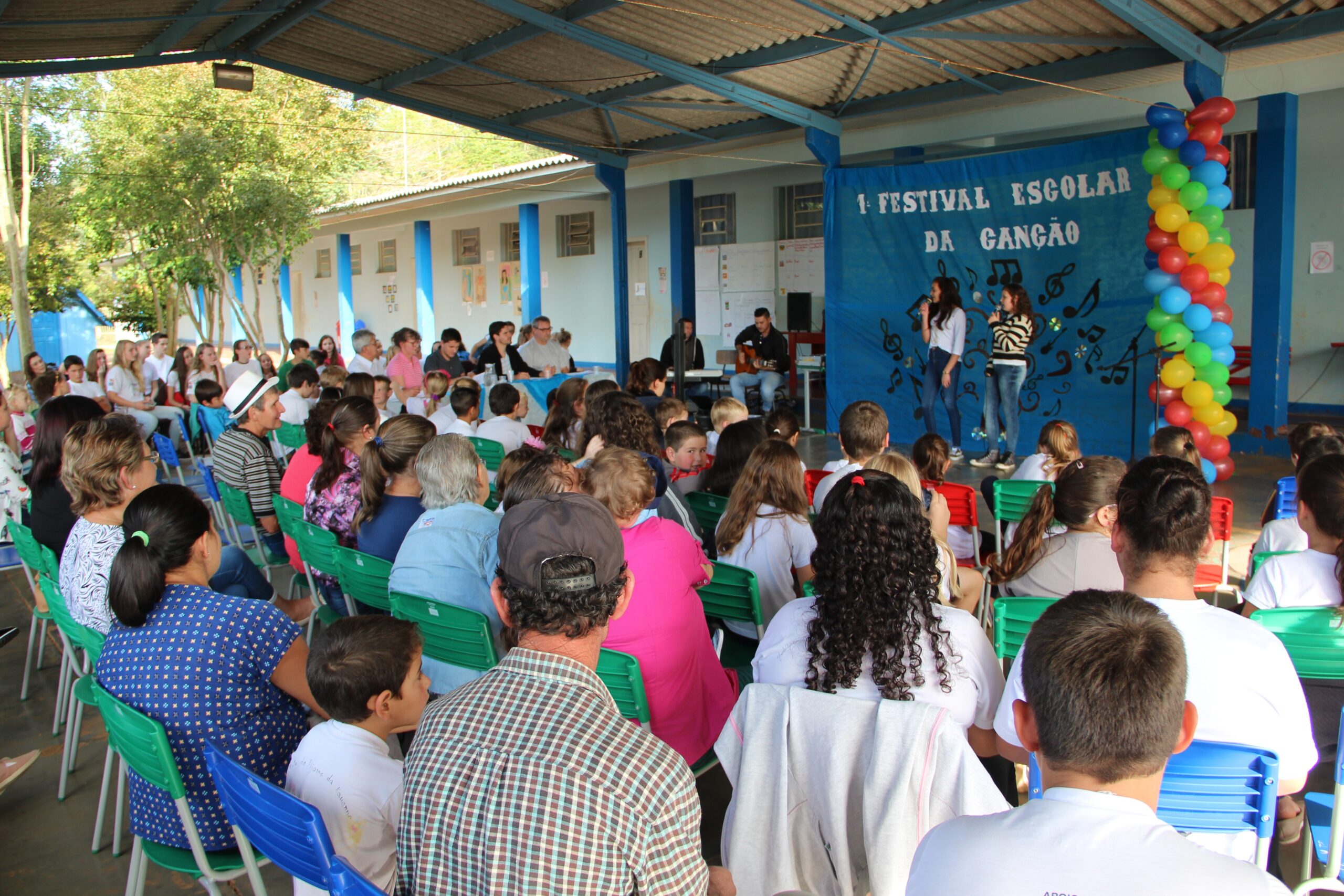 You are currently viewing Final do Festival Escolar da Canção é neste domingo