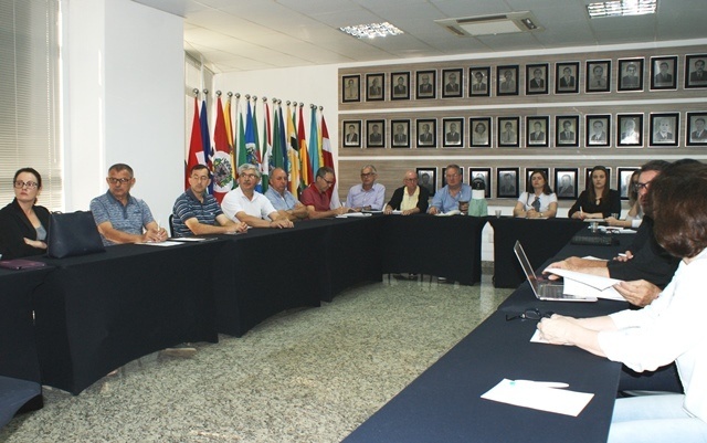 Read more about the article Reunião do Conselho de Órgãos Fazendários Municipais da Região da Amauc – CONFAZ-M/AMAUC.
