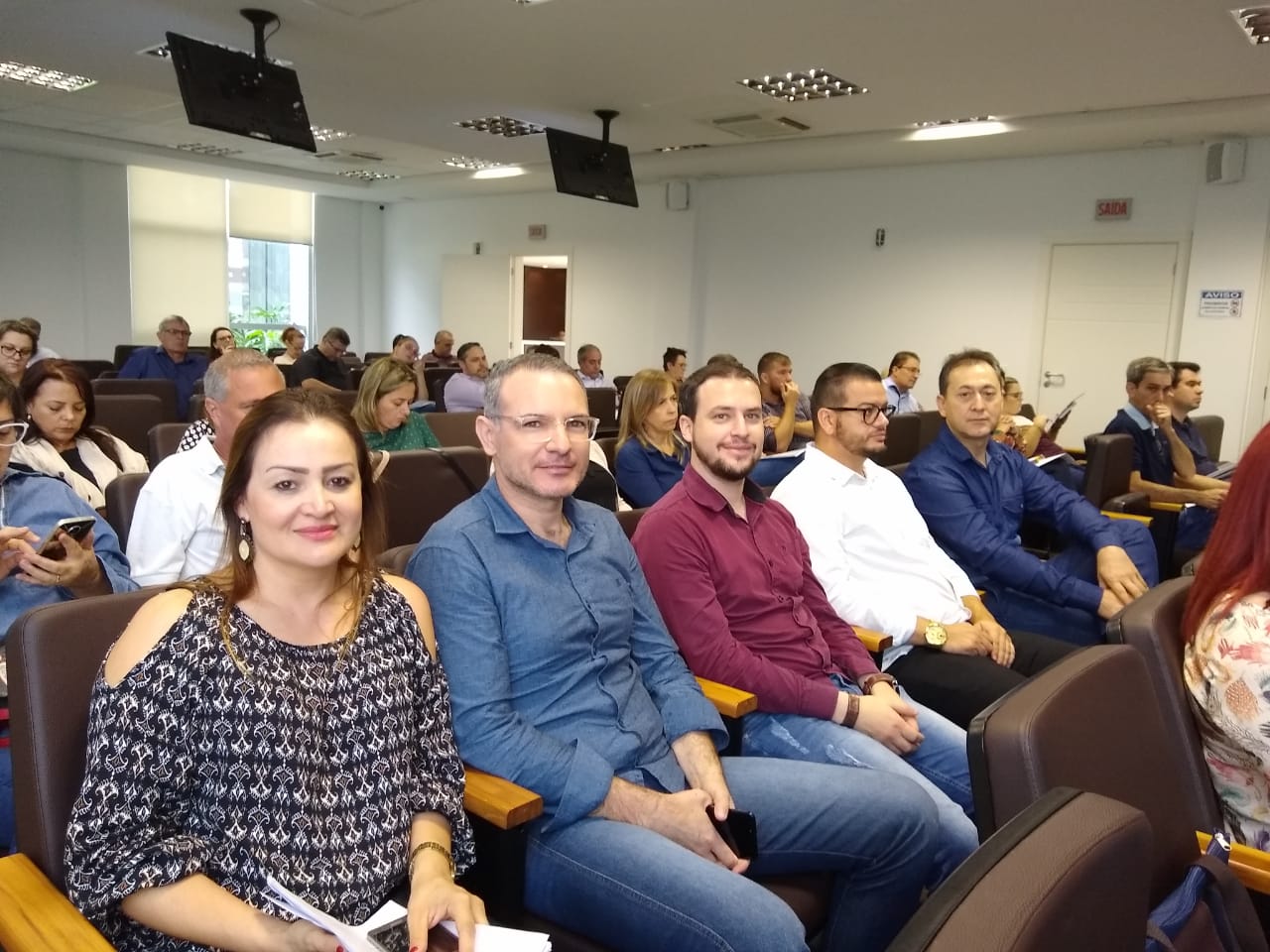 Read more about the article Gestores participam da reunião da CIB