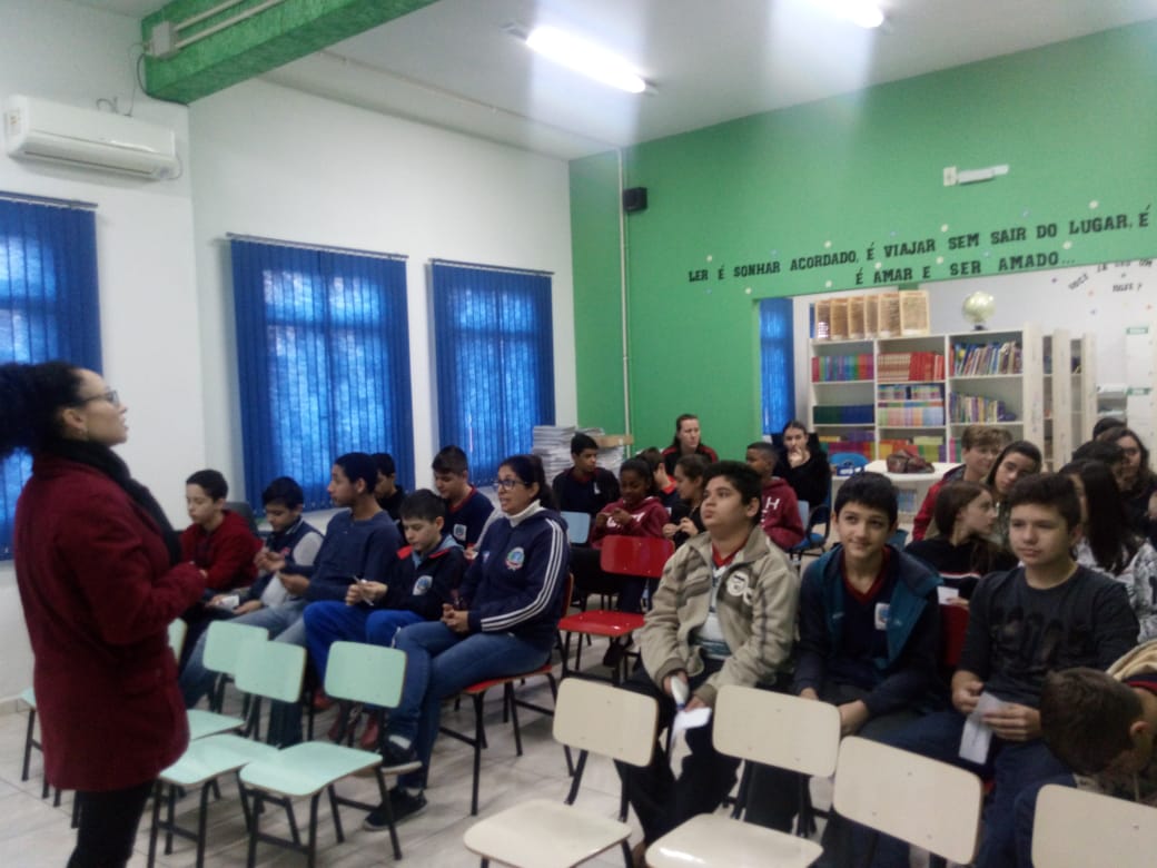 You are currently viewing Estudantes de Piratuba têm palestra sobre saúde e higiene em escola da rede pública