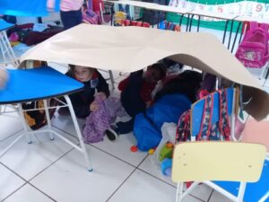 Read more about the article Aula divertida em escola do interior de Piratuba constrói conhecimento sobre moradias