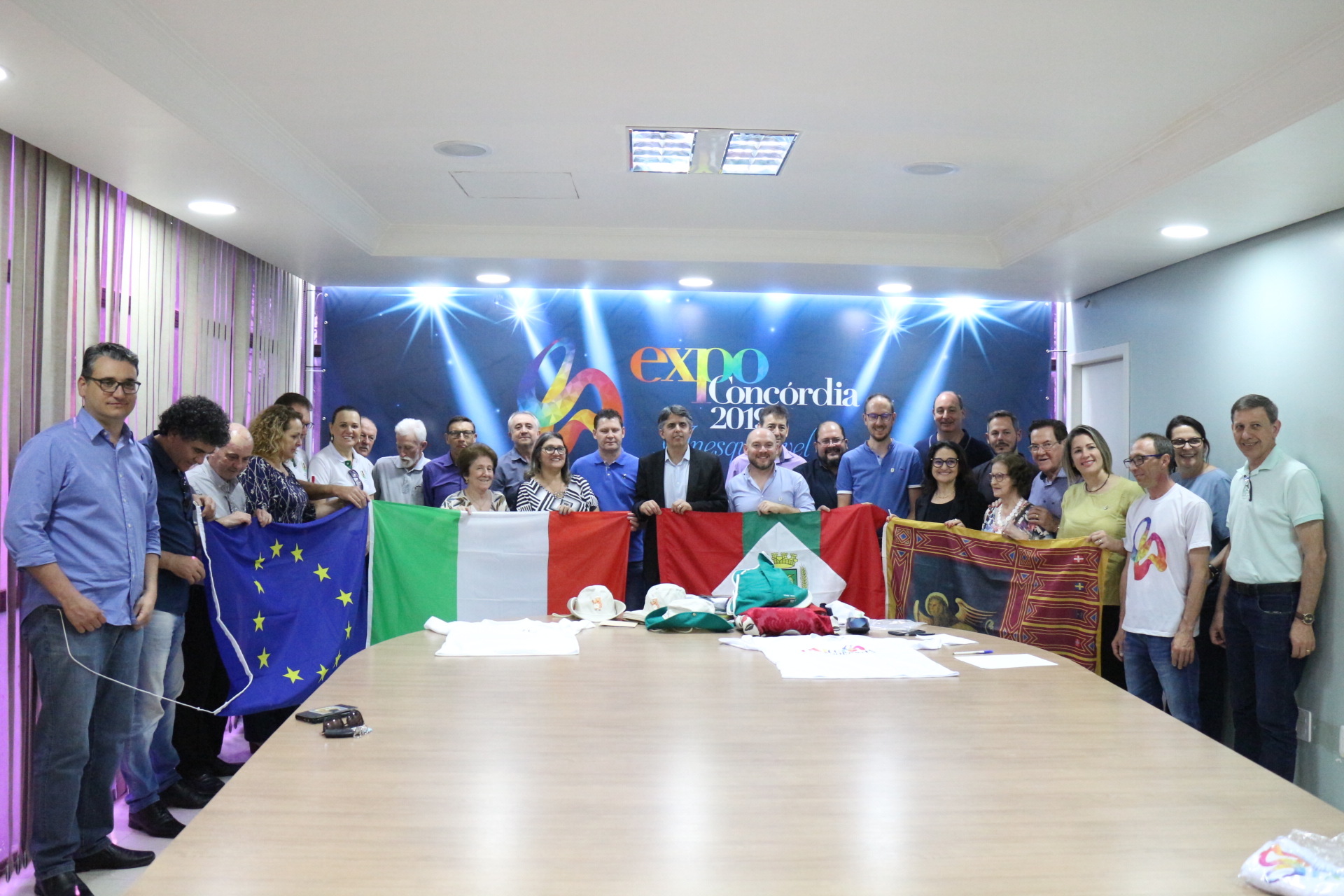 You are currently viewing Prefeito da cidade italiana de Sarcedo visita Concórdia