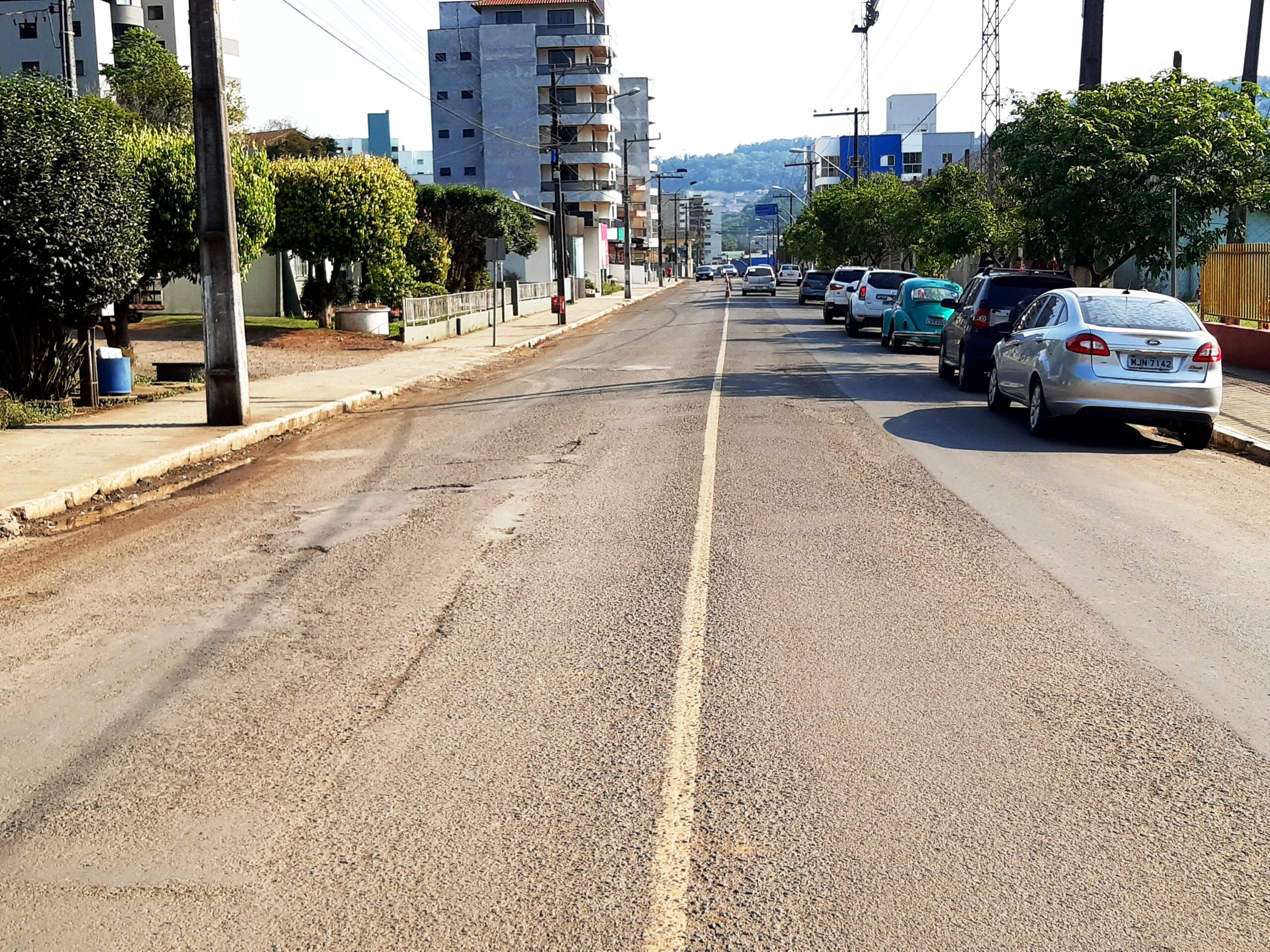 You are currently viewing Prefeitura incia o asfaltamento de mais uma rua