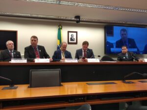 Read more about the article Comitiva de Piratuba participa de audiência sobre o novo código brasileiro de energia no DF