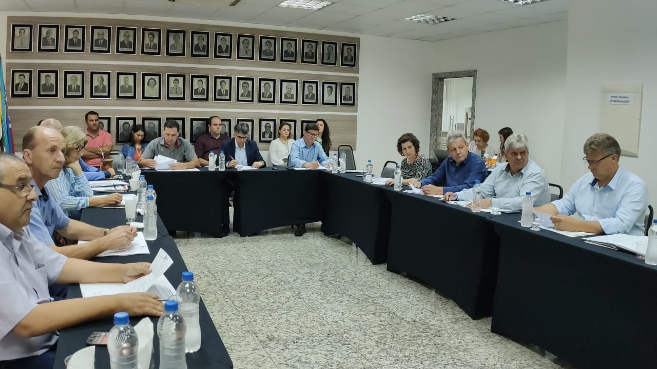 You are currently viewing Assembleias conjuntas da AMAUC, CIS AMAUC e CONSÓRCIO LAMBARI encerraram com eleição das diretorias para Gestão 2020