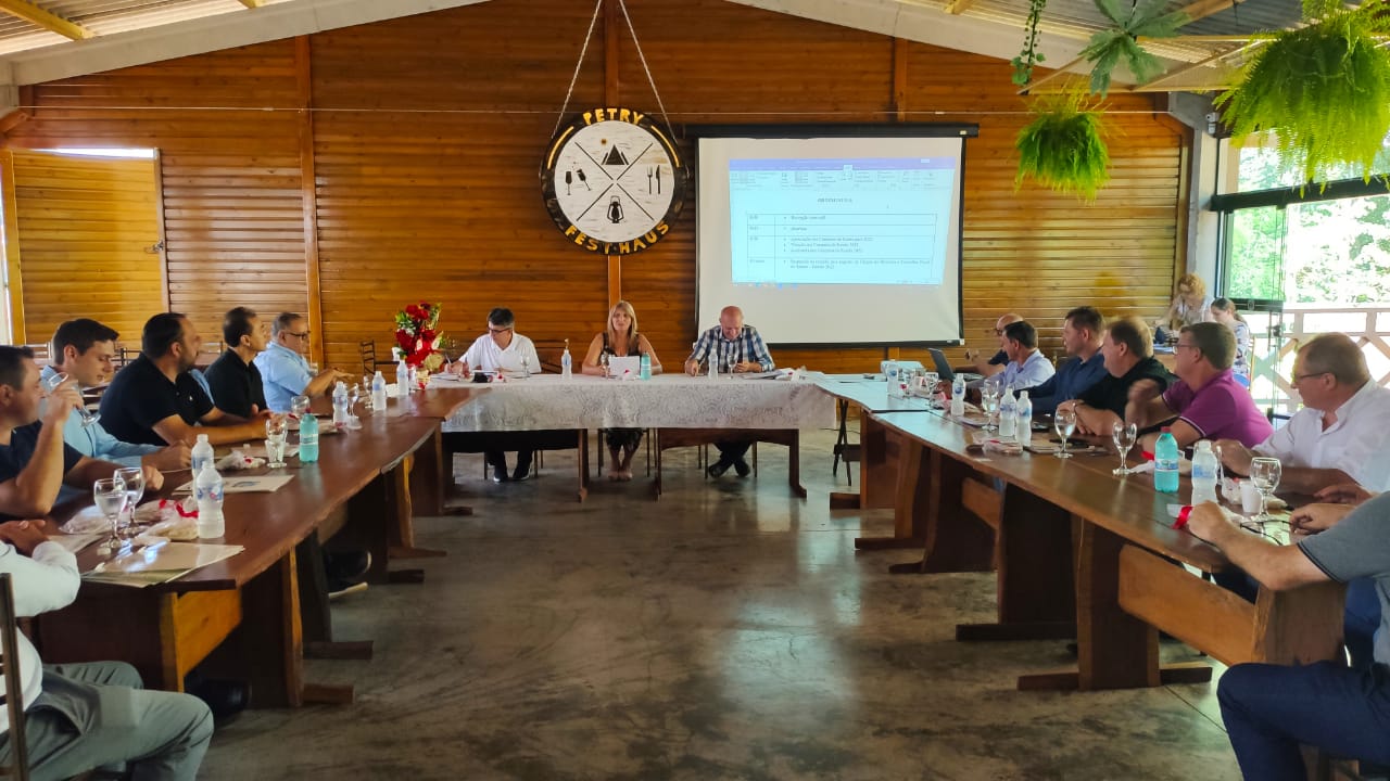 You are currently viewing Assembleias conjuntas da AMAUC, Consórcio Lambari e CIS Amauc encerram com eleição da diretoria para gestão 2022