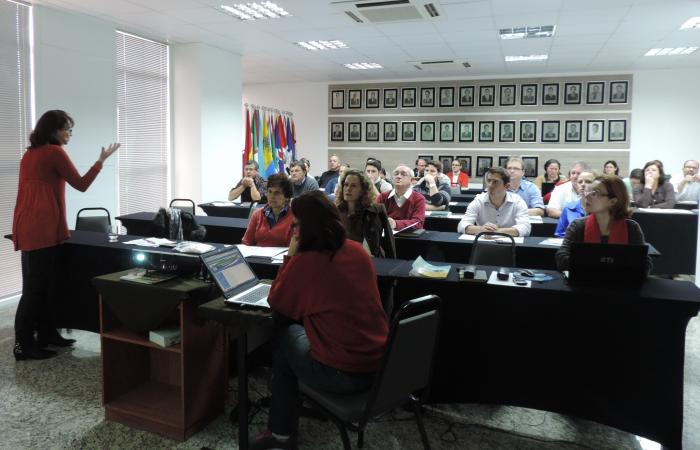 You are currently viewing CONSÓRCIO LAMBARI REALIZA REUNIÃO COM COMITÊ DIRETOR LOCAL PARA ELABORAÇÃO DOS PIGIRS/AMAUC