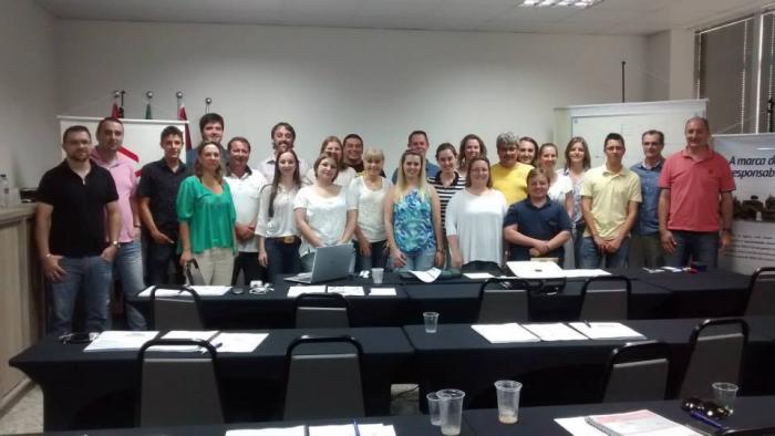 You are currently viewing AMAUC sediou curso da AECOM