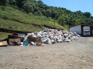 Read more about the article Secretaria da Agricultura realiza mais um roteiro de recolhimento de lixo reciclável no interior