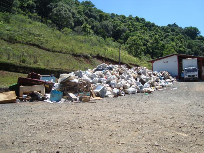 You are currently viewing Secretaria da Agricultura realiza mais um roteiro de recolhimento de lixo reciclável no interior