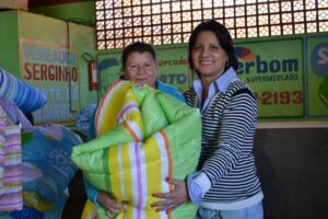 Read more about the article Oficina do Cobertor é sucesso em Seara